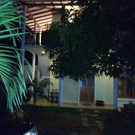 Tissa Resort Tissamaharama Bagian luar foto
